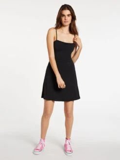 Volcom Shred Some Rug In Black Dress